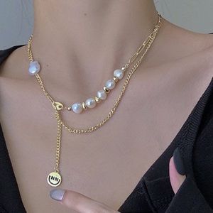 Pearl gold smiley necklace